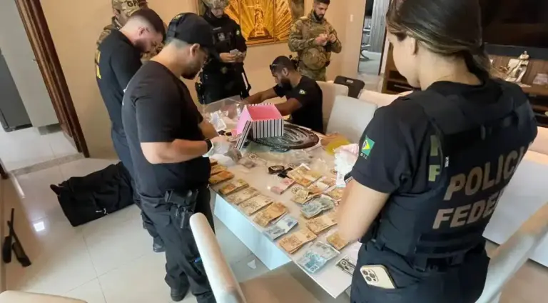 Operação Investiga Desfalque Bilionário no SUS
